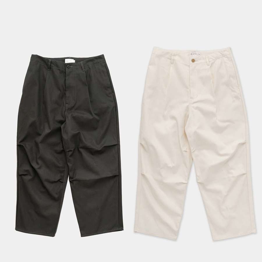 STILL BY HAND【[ PT07251 ] Knee tuck wide pants】