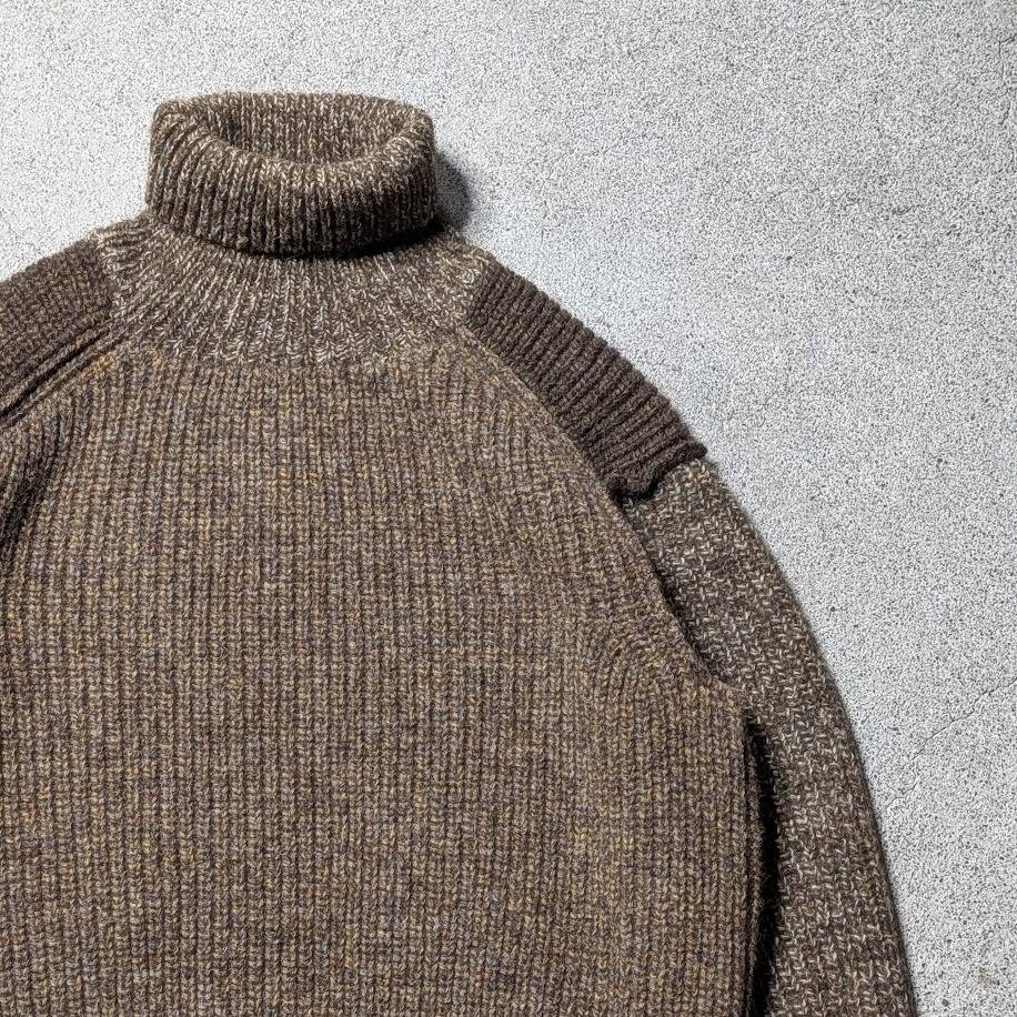 slopeslow【brushed yak / shetland wool TURTLE NECK SWEATER】